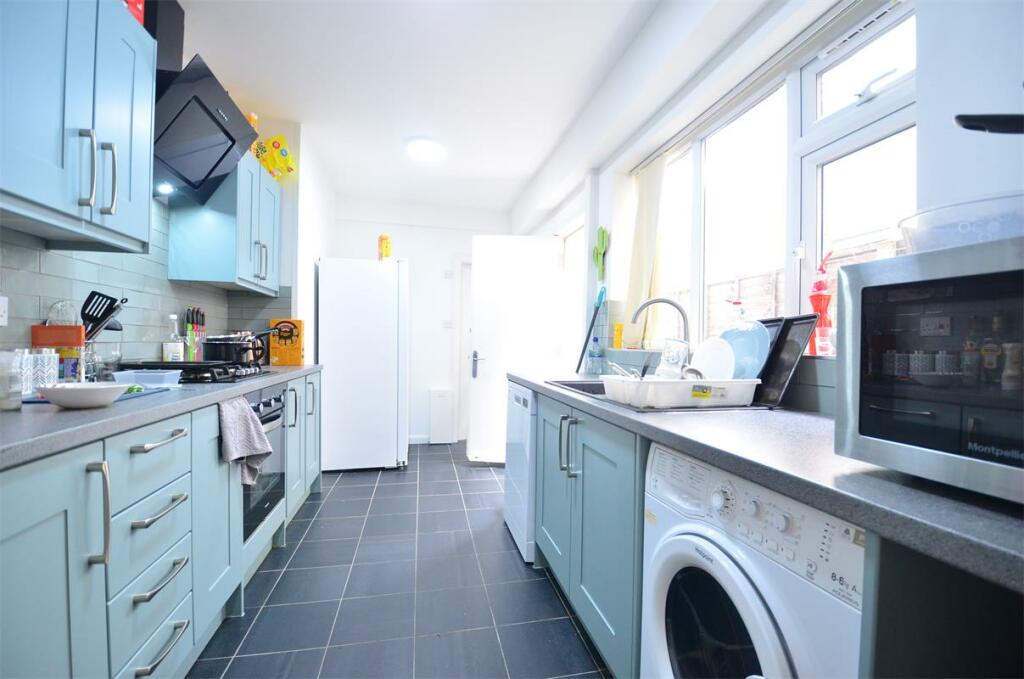 Additional property image - Warwards Lane Selly Oak B29 7RD