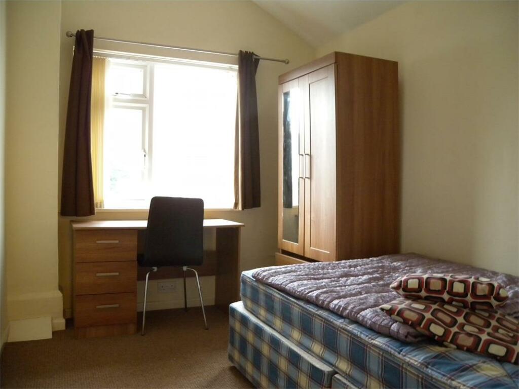 Additional property image - Warwards Lane Selly Oak B29 7RD