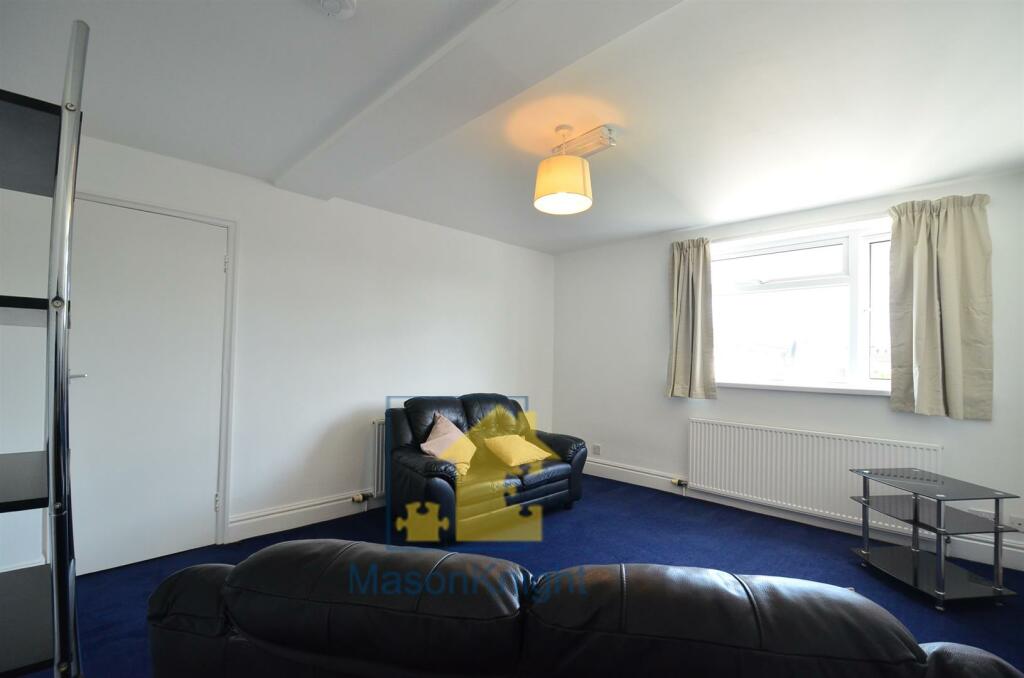 Additional property image - St Edwards Road Selly Oak, Birmingham, West Midlands, B29 7DH