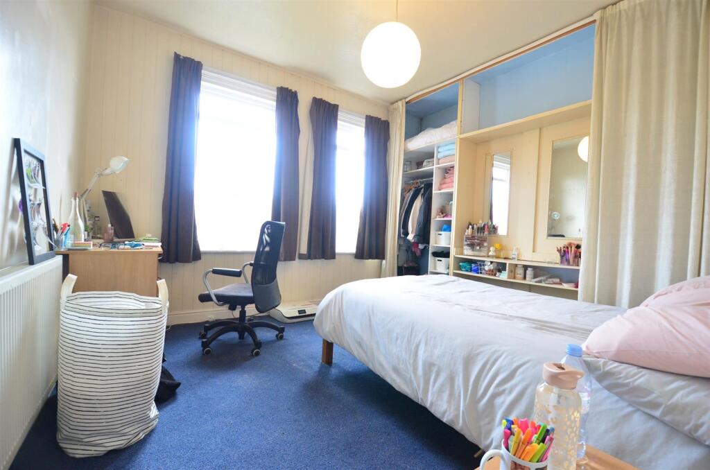 Additional property image - Warwards Lane, Selly Oak B29 7QX