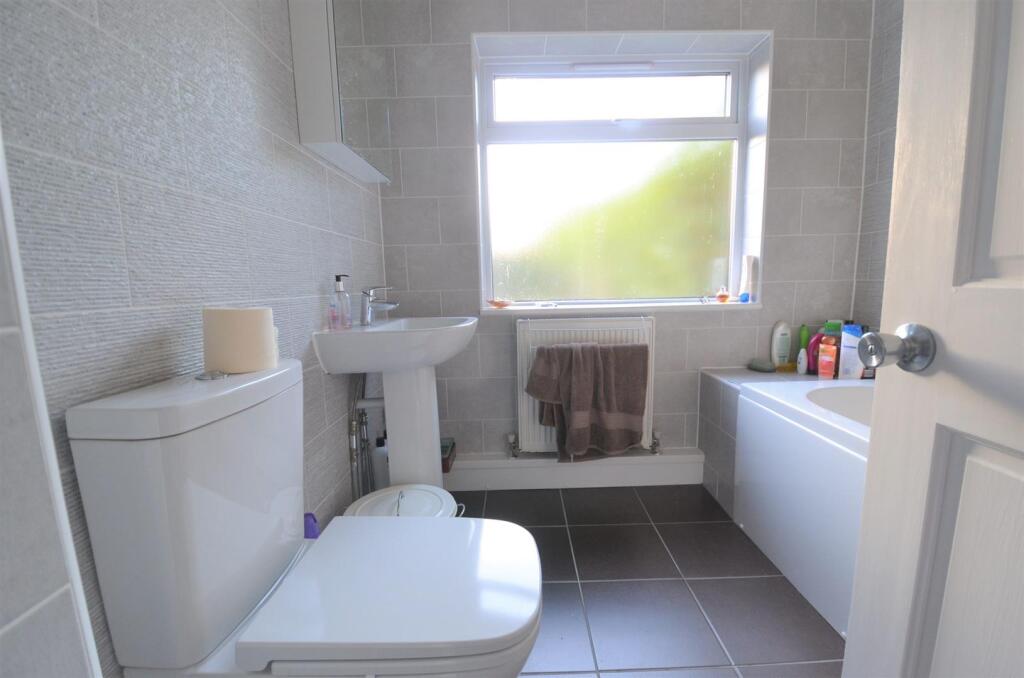 Additional property image - Warwards Lane, Selly Oak B29 7QX