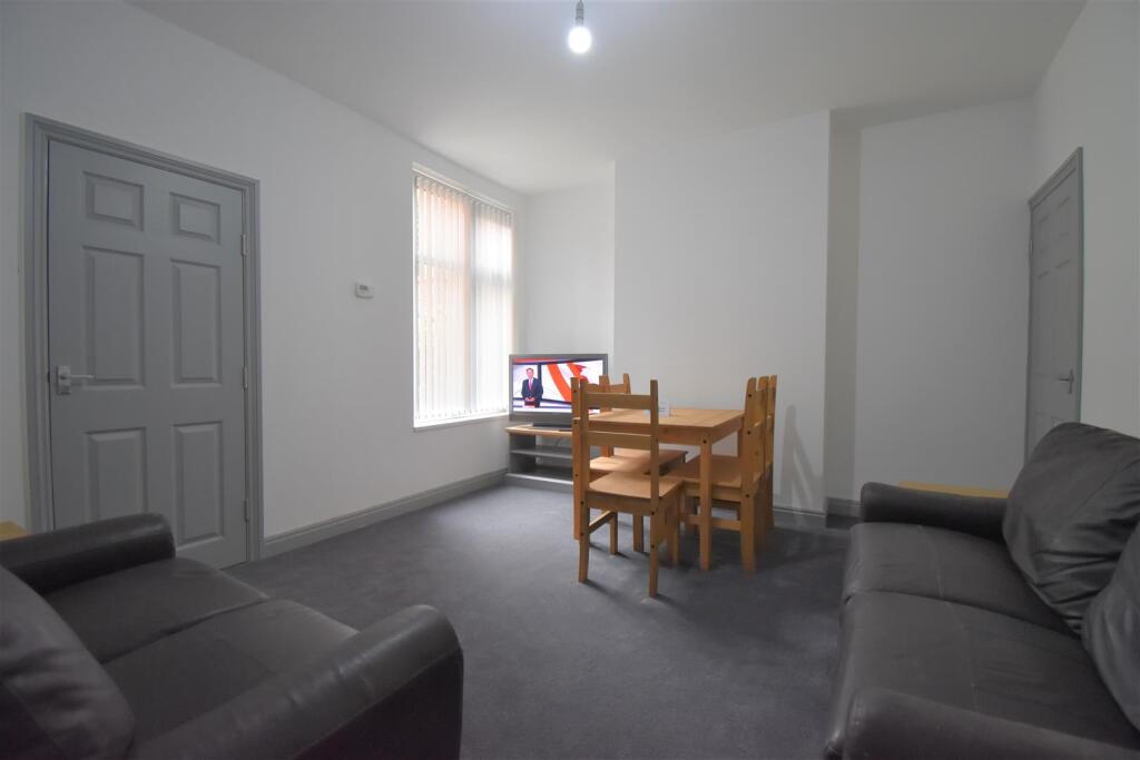 Additional property image - Raddlebarn Road Selly Oak  B29 6HJ