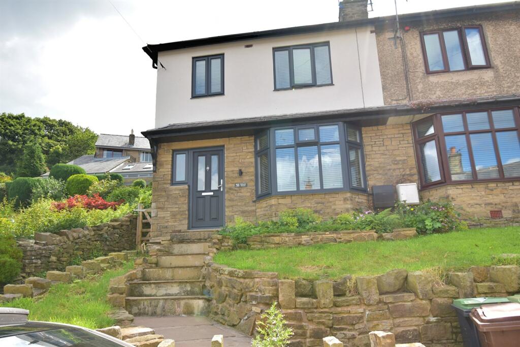 3 bedroom semidetached house for sale in Old Road, Whaley Bridge, High