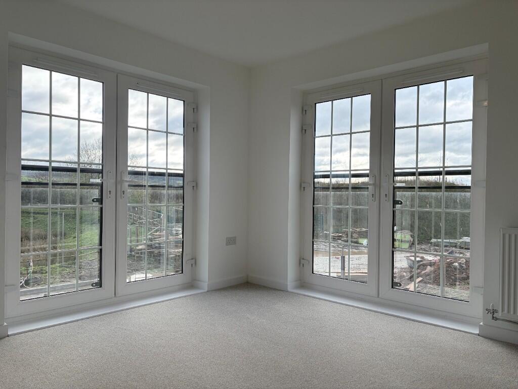 Main image of property: Meon Vale Gardens, CV37 8GP