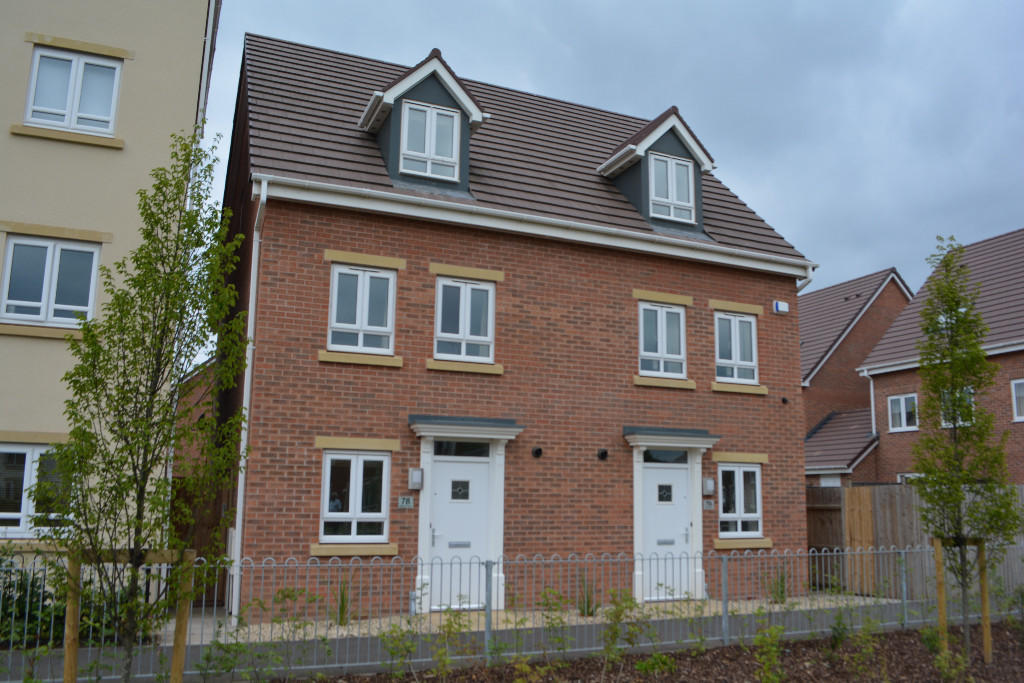 Main image of property: 78 Hamlet Way, Stratford-Upon-Avon, Warwickshire, CV37