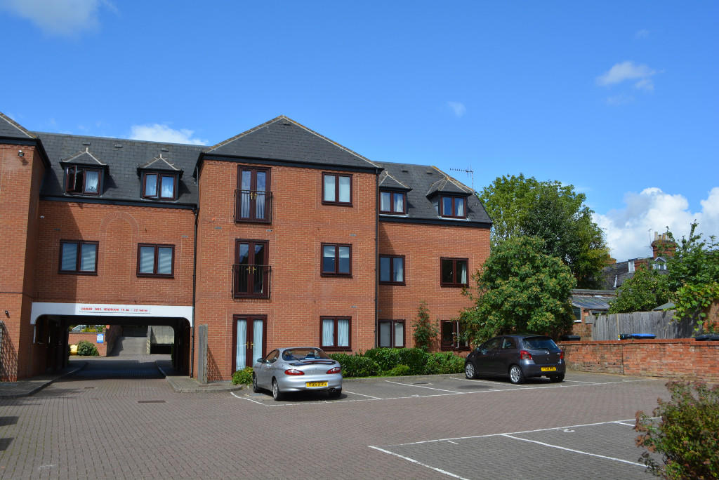 Main image of property: Vinery Court, Grove Road, Stratford-Upon-Avon, Warwickshire, CV37
