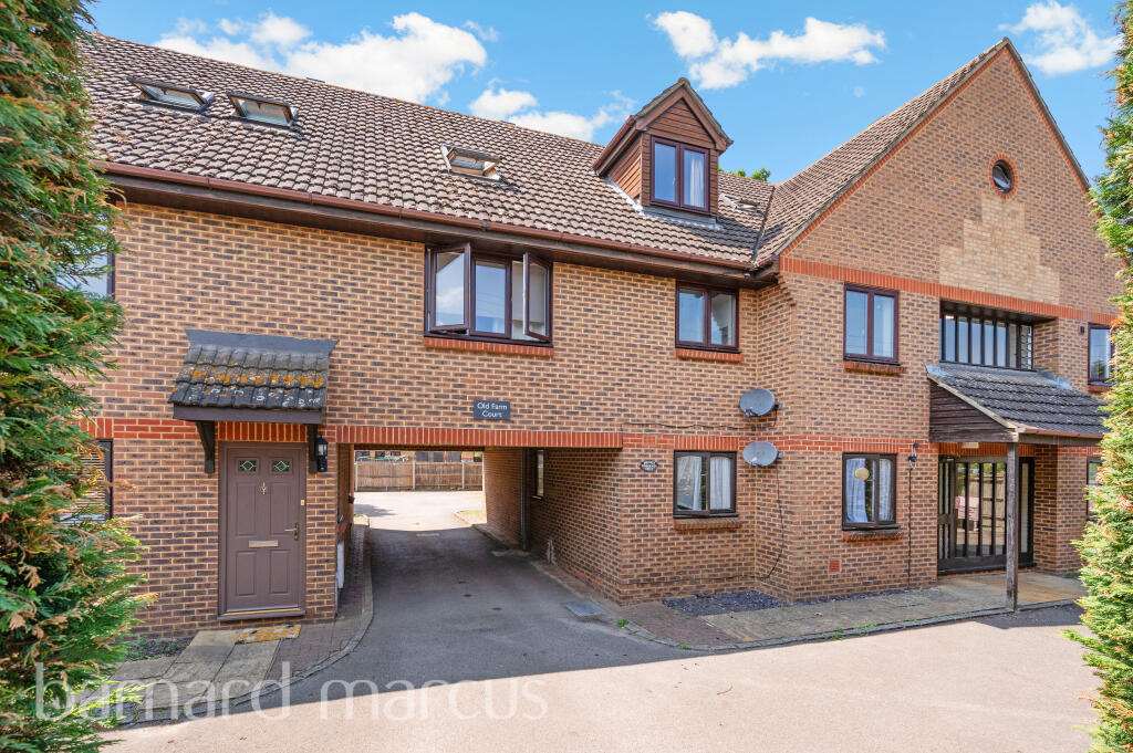 Main image of property: Farm Road, ESHER