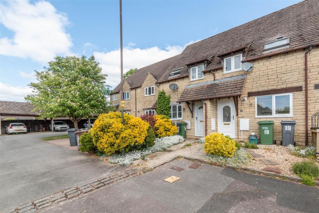 Main image of property: Freame Close, Chalford