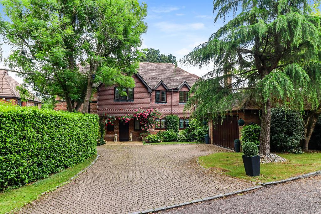 Main image of property: Hibberts Way, Gerrards Cross, SL9 8UD