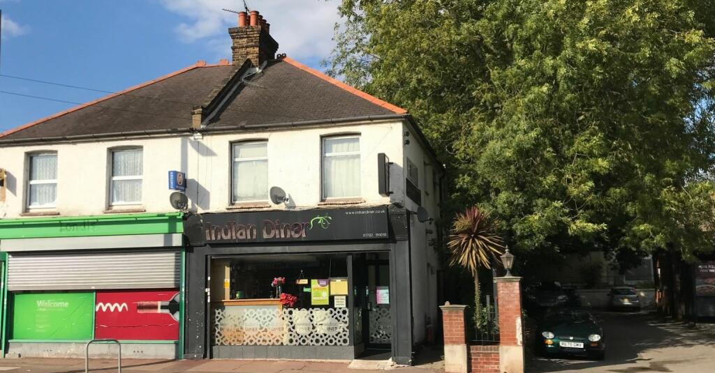 Commercial property for sale in 568 Rayleigh Road, Eastwood, LeighonSea, Essex, SS9 5HX, SS9