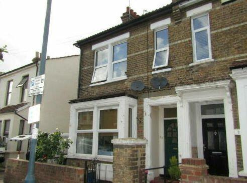 Main image of property: 69 St. Anns Road, Southend-on-Sea, Essex, SS2 5AT