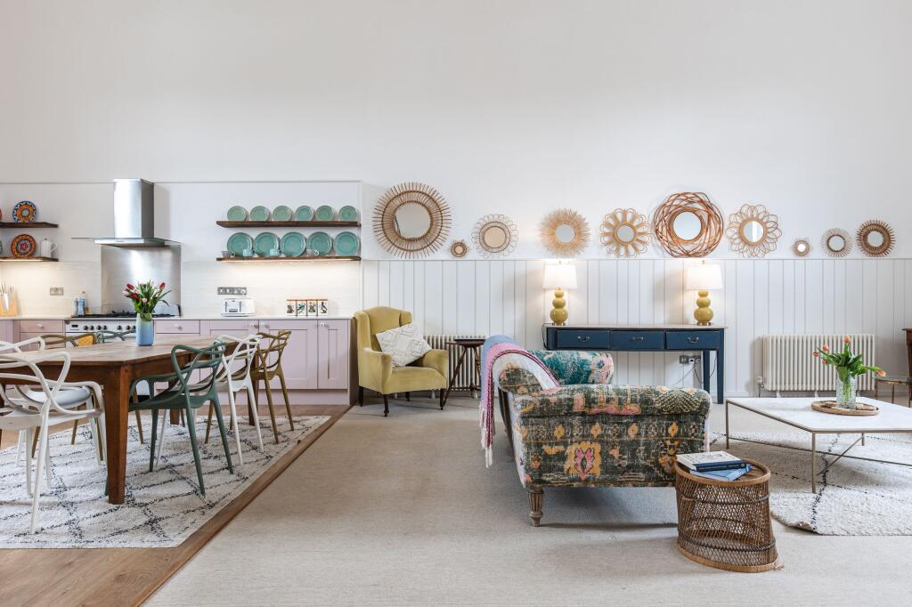 Main image of property: Holt