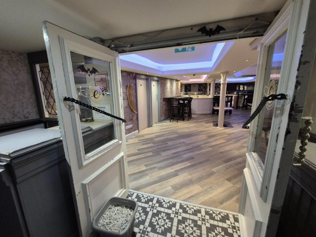 Additional property image - 107 The Rock, Bury, BL9 0NB