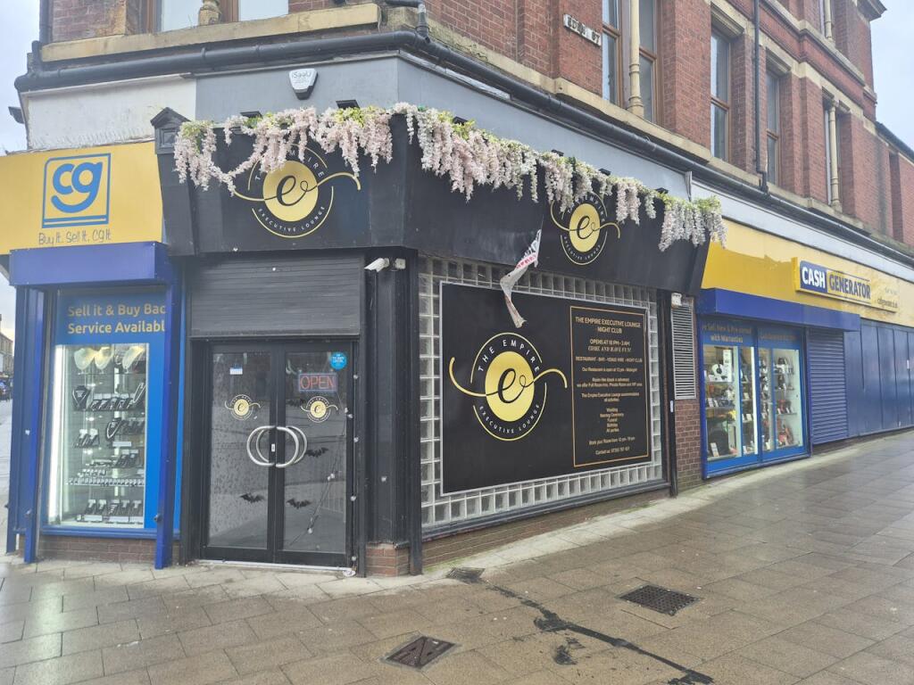 Additional property image - 107 The Rock, Bury, BL9 0NB