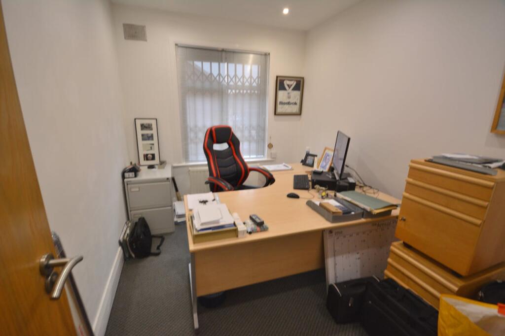 Additional property image - 1 Crompton Avenue, Bolton, BL2 6PG