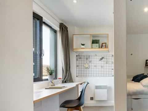 Additional property image - Silver Plus Ensuite.  27 Magdalen Street, COLCHESTER,CO1 2ZT