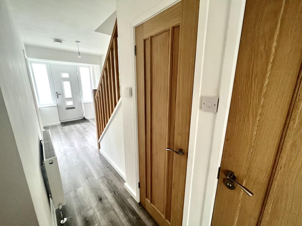 4 bedroom detached house for sale in Valley Drive, Hartlepool, County