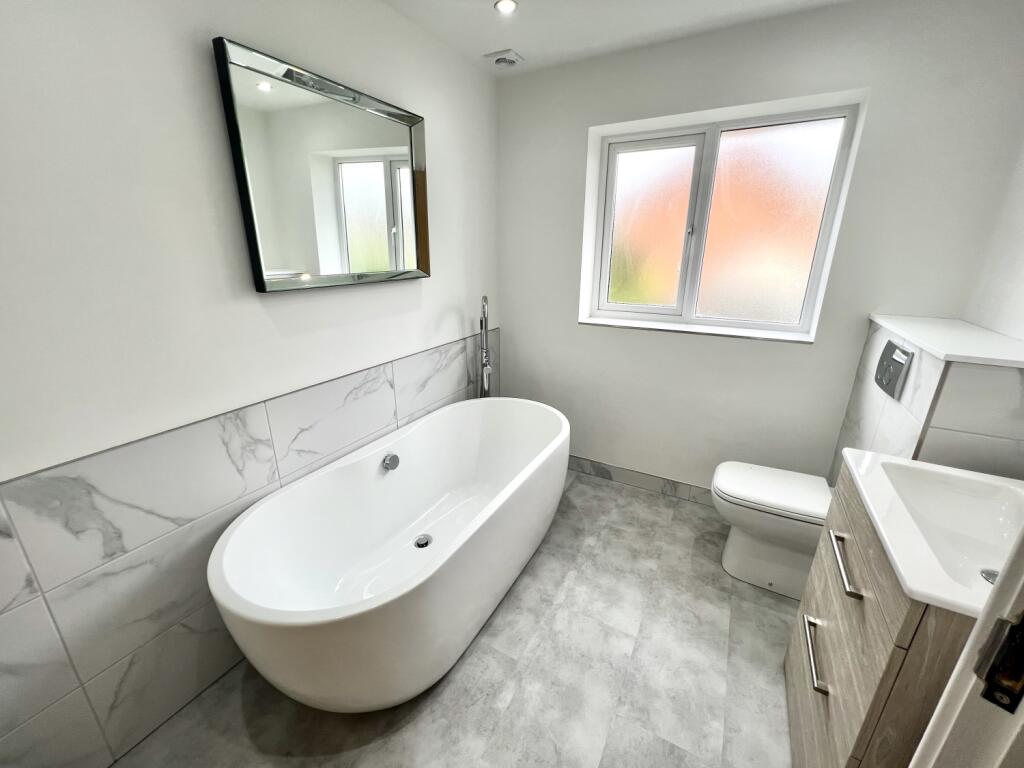 4 bedroom detached house for sale in Valley Drive, Hartlepool, County