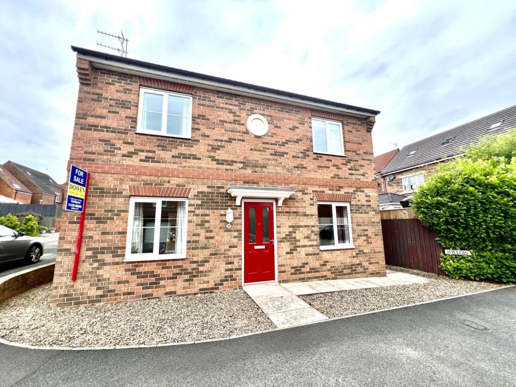 3 bedroom detached house for sale in Watercress Close, Cuthbert