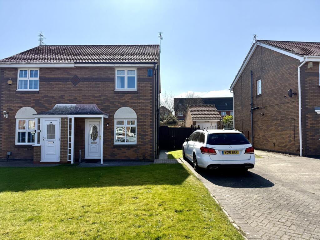 Main image of property: Stonethwaite Close, Bakers Mead