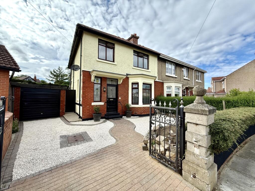 3 bedroom semi-detached house