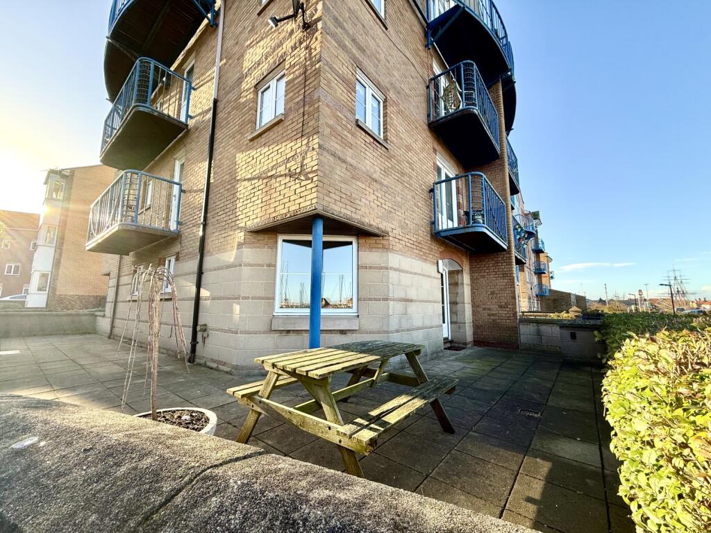 Main image of property: Anchor House, Marina