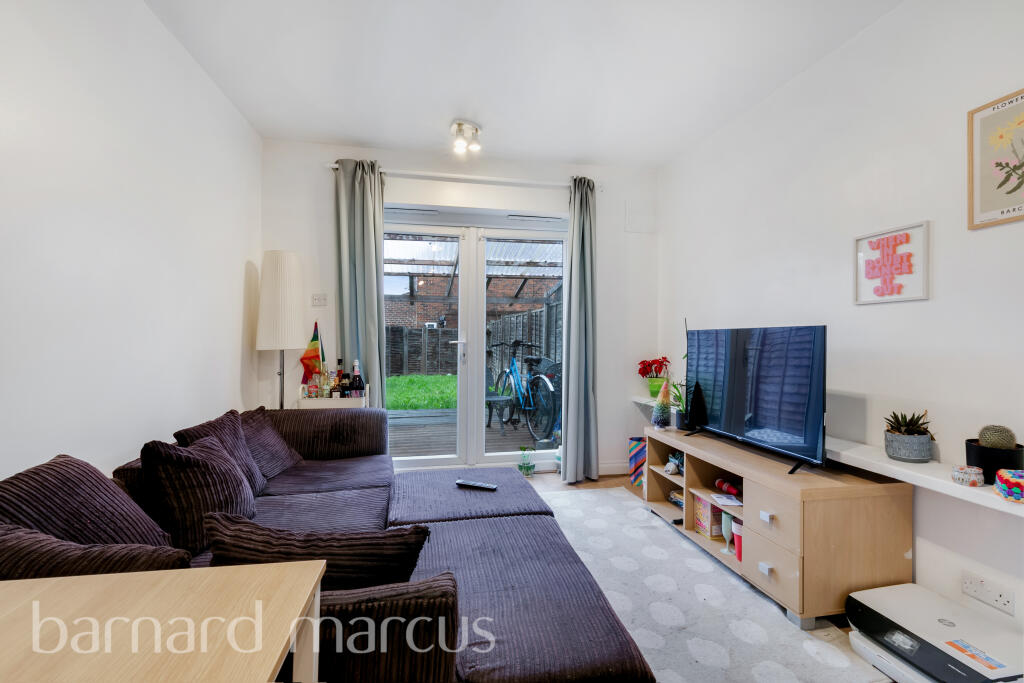 Main image of property: London Road, MITCHAM