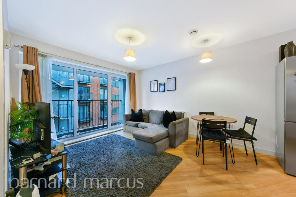 Main image of property: Tooting High Street