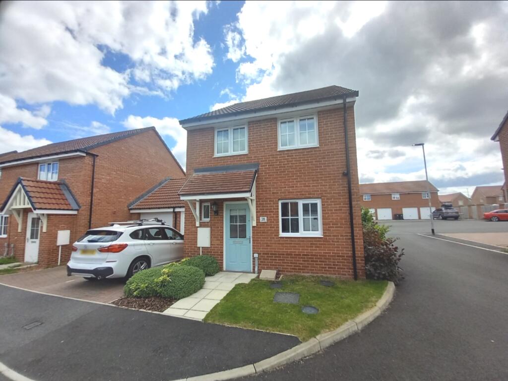 3 bedroom link detached house for sale in Spencer Road, Spennymoor