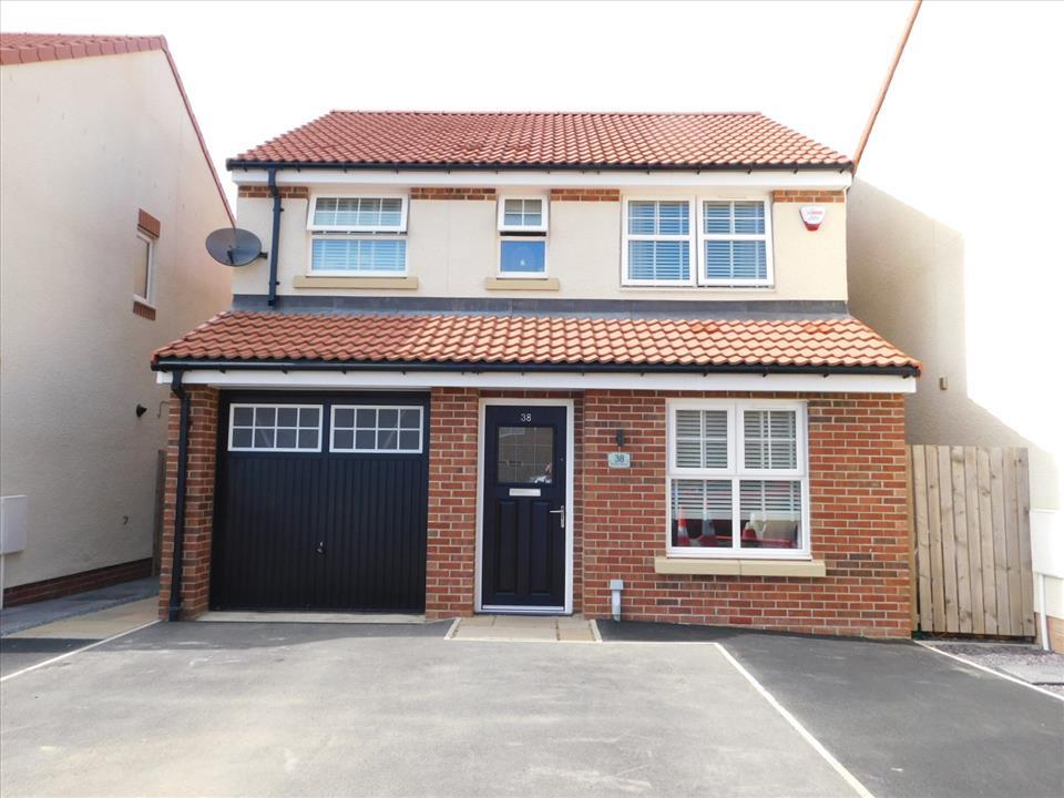 3 bedroom detached house for sale in DALTON WYND, SPENNYMOOR