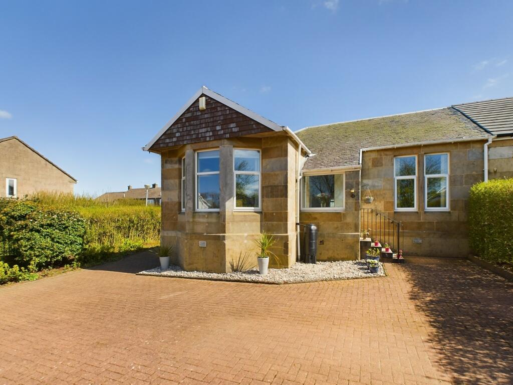 3 bedroom semidetached house for sale in Markethill Road, East