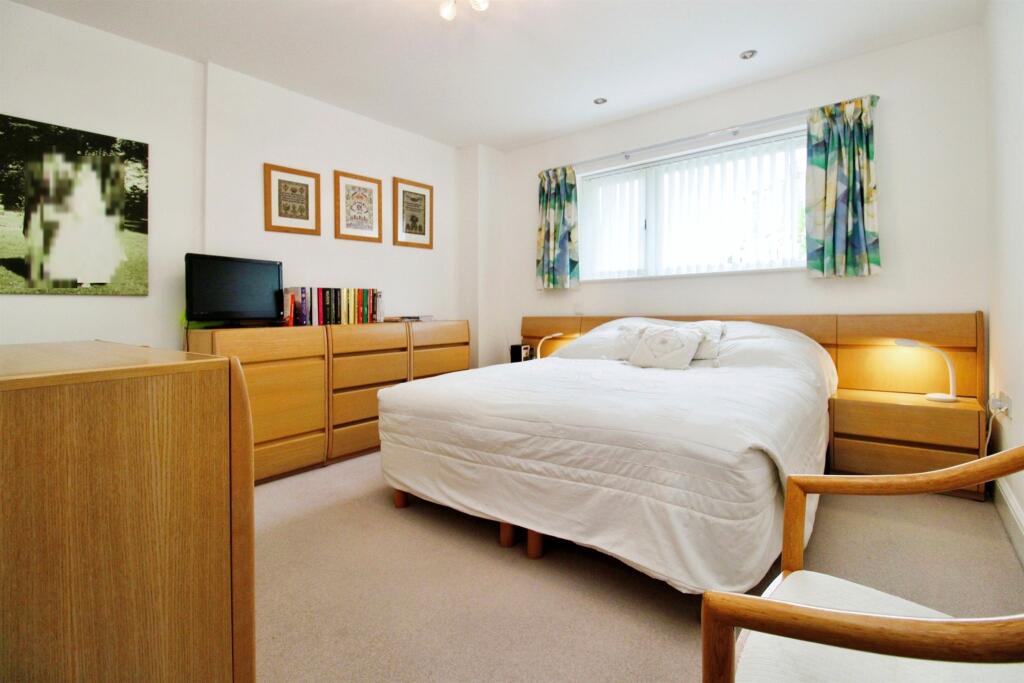 Additional property image - Bridgeman Road, Penarth