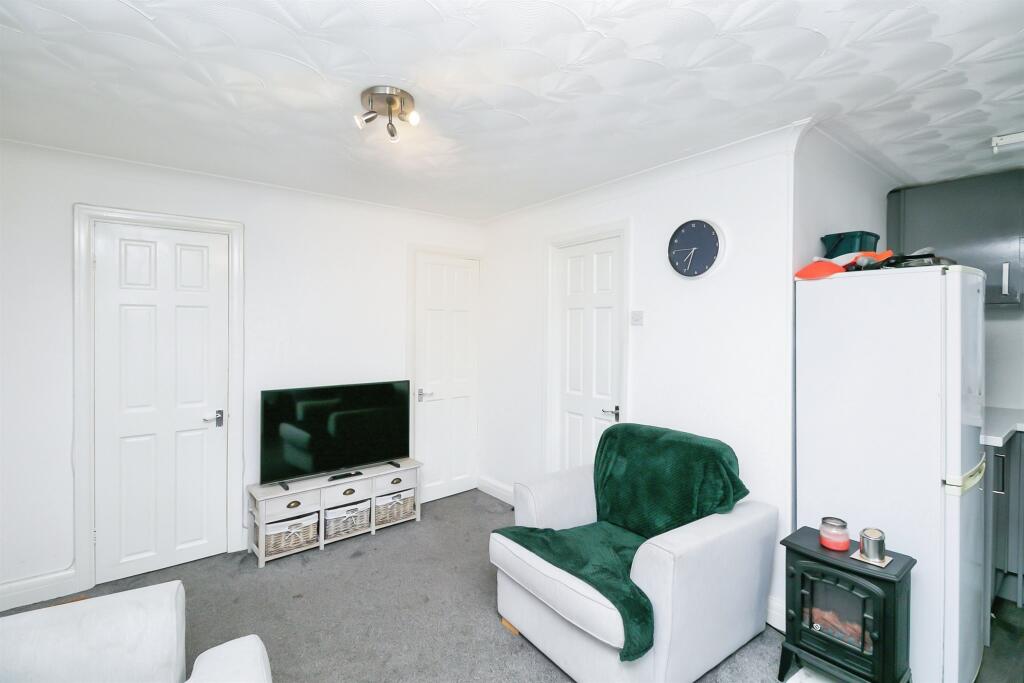Additional property image - Fort Road, Lavernock, Penarth