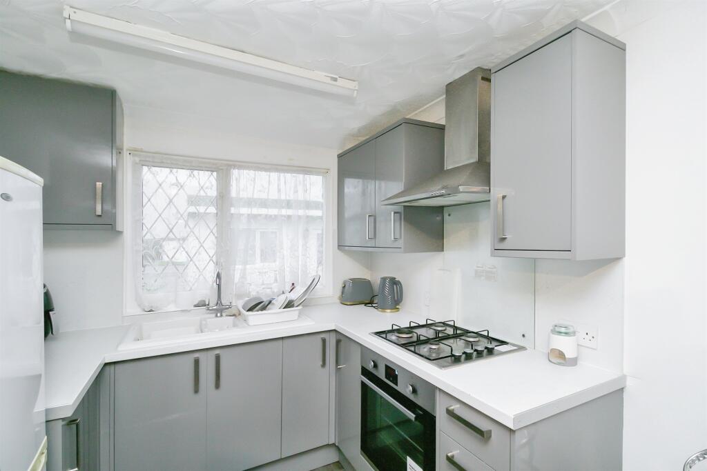 Main image of property: Fort Road, Lavernock, Penarth