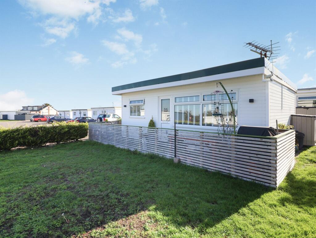 Main image of property: Fort Road, Lavernock, Penarth