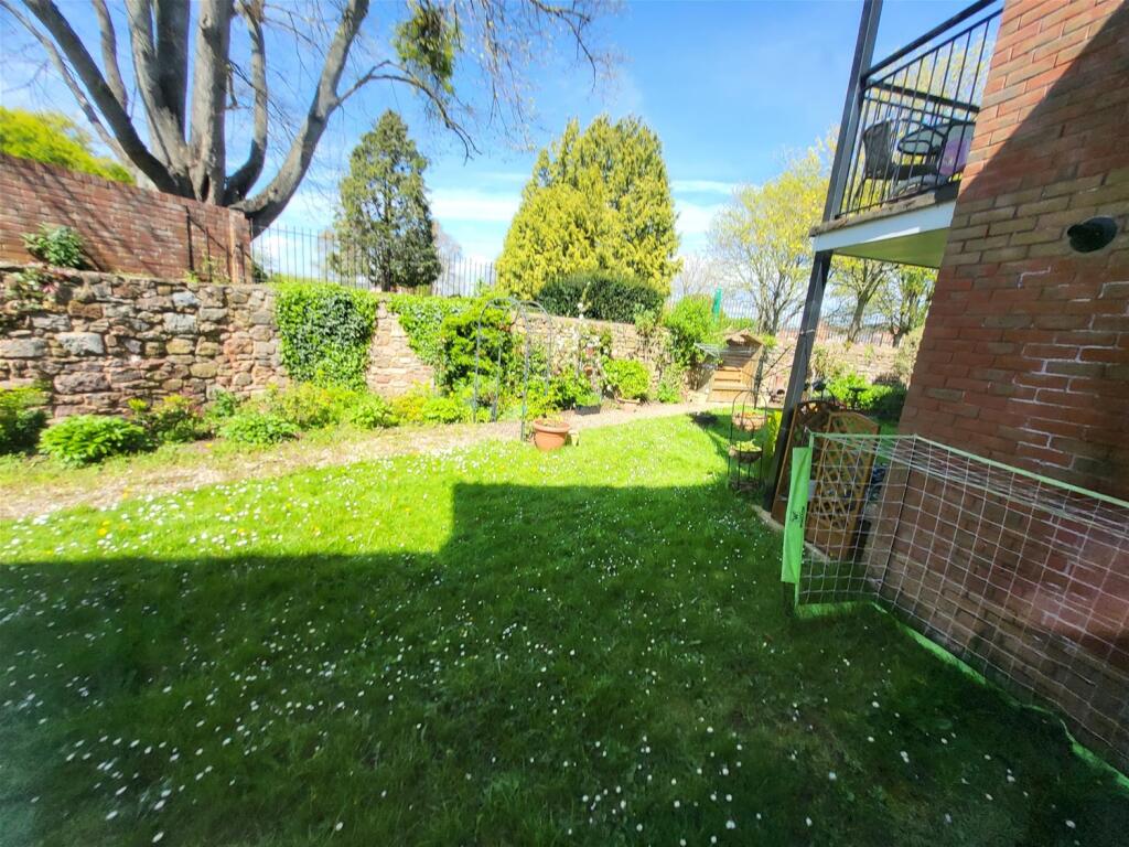 Block of apartments for sale in Residential Investment Park View