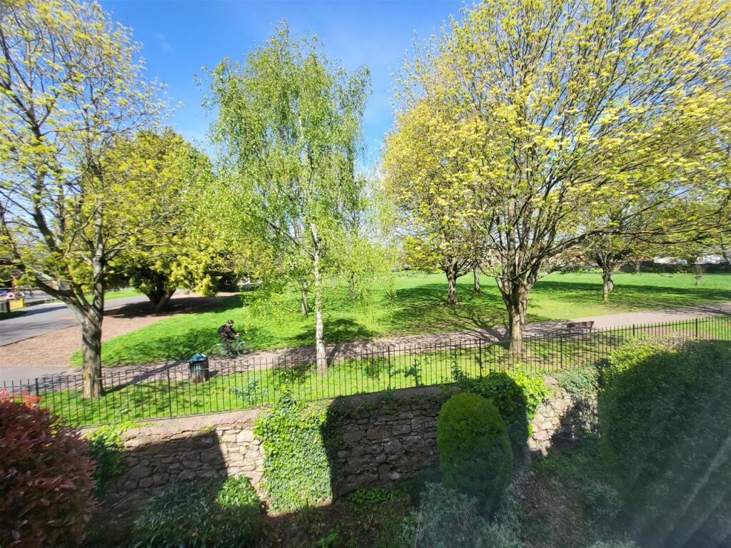 Block of apartments for sale in Residential Investment Park View