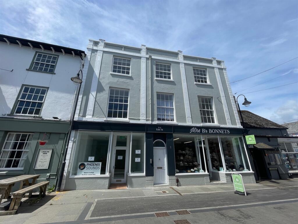 Main image of property: Convenient Town Centre Offices To Let, Devon