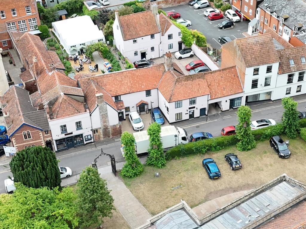 Main image of property: An Historic Somerset Landmark with a Modern Twist, Somerset