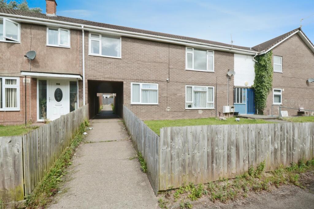 2 bedroom flat for sale in Neyland Path, Fairwater, Cwmbran, NP44