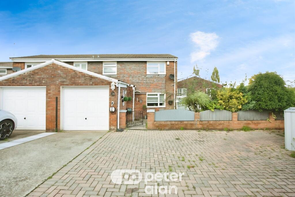 Main image of property: Brynglas, Hollybush, CWMBRAN