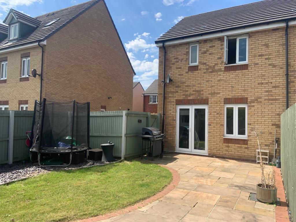 2 bedroom end of terrace house for sale in Parc Panteg, Griffithstown