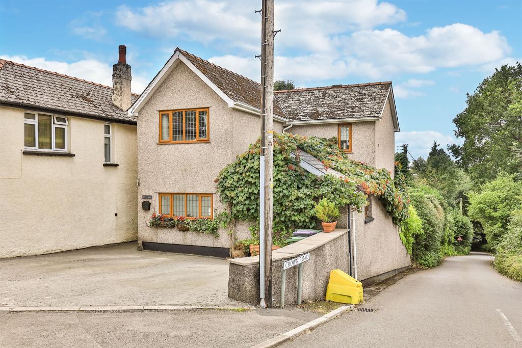 3 bedroom character property for sale in Caerleon Road, Llanfrechfa, Cwmbran, NP44