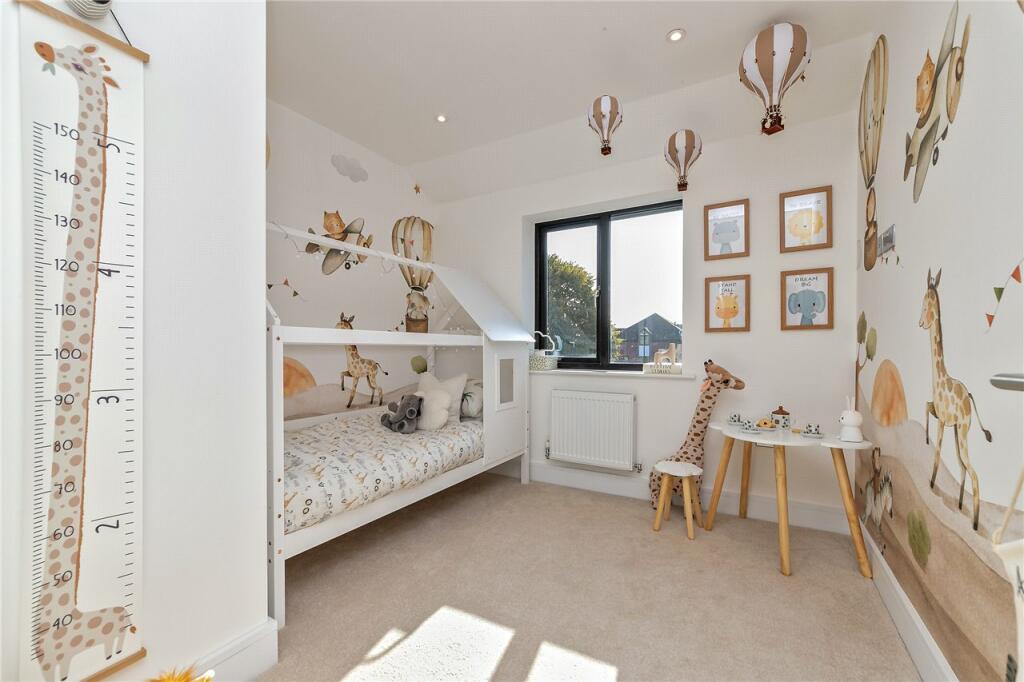 4 bedroom terraced house for sale in Bell Mews, Codicote, Hitchin