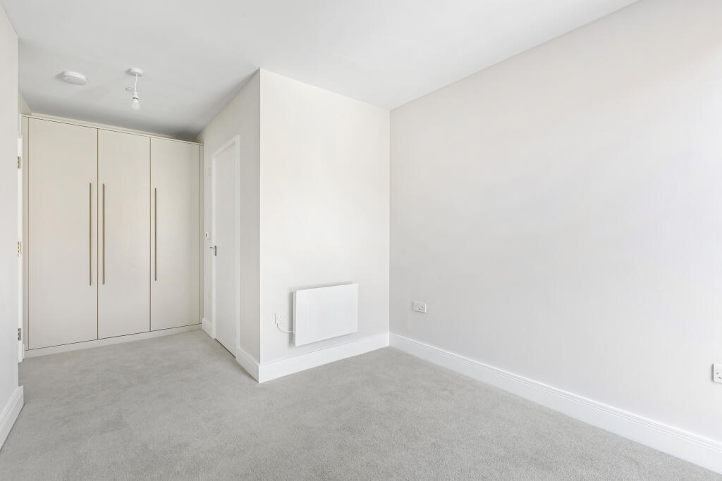 Additional property image - Campfield Road, St. Albans, Hertfordshire, AL1