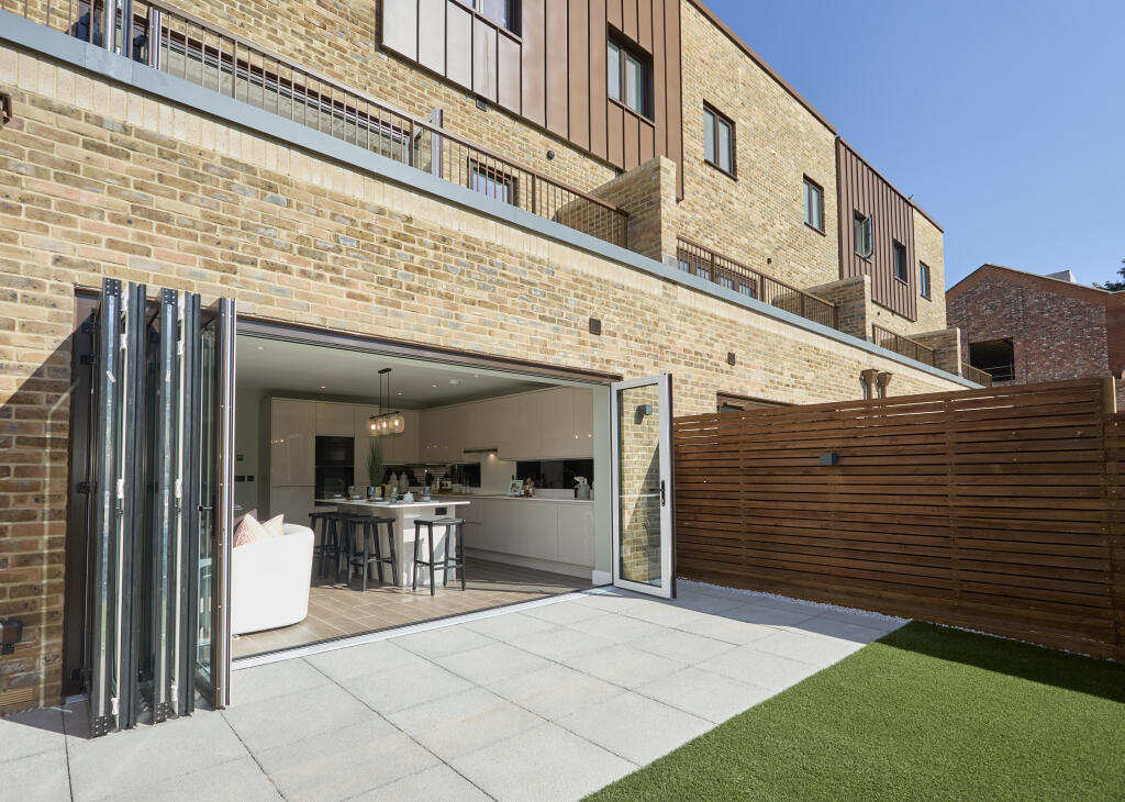 Additional property image - Vickers Mews, St Albans, Hertfordshire, AL1 1PN
