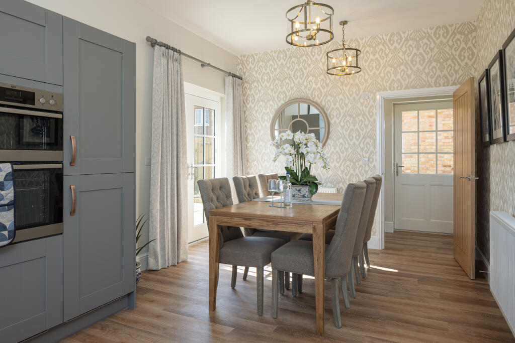 Additional property image - Ascots Lane, Welwyn Garden City, AL7