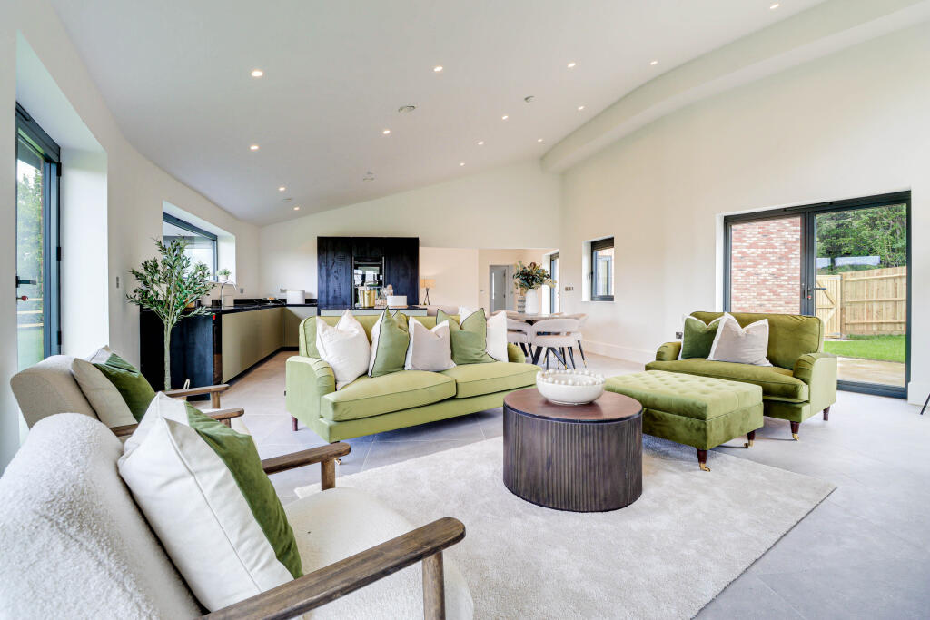 Main image of property: Windmill Road, Pepperstock, Hertfordshire LU1