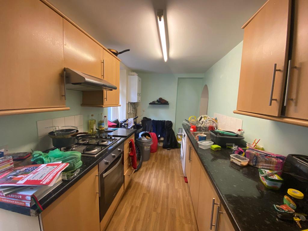 2 bedroom terraced house for sale in Middle Row, Blaenllechau, Ferndale