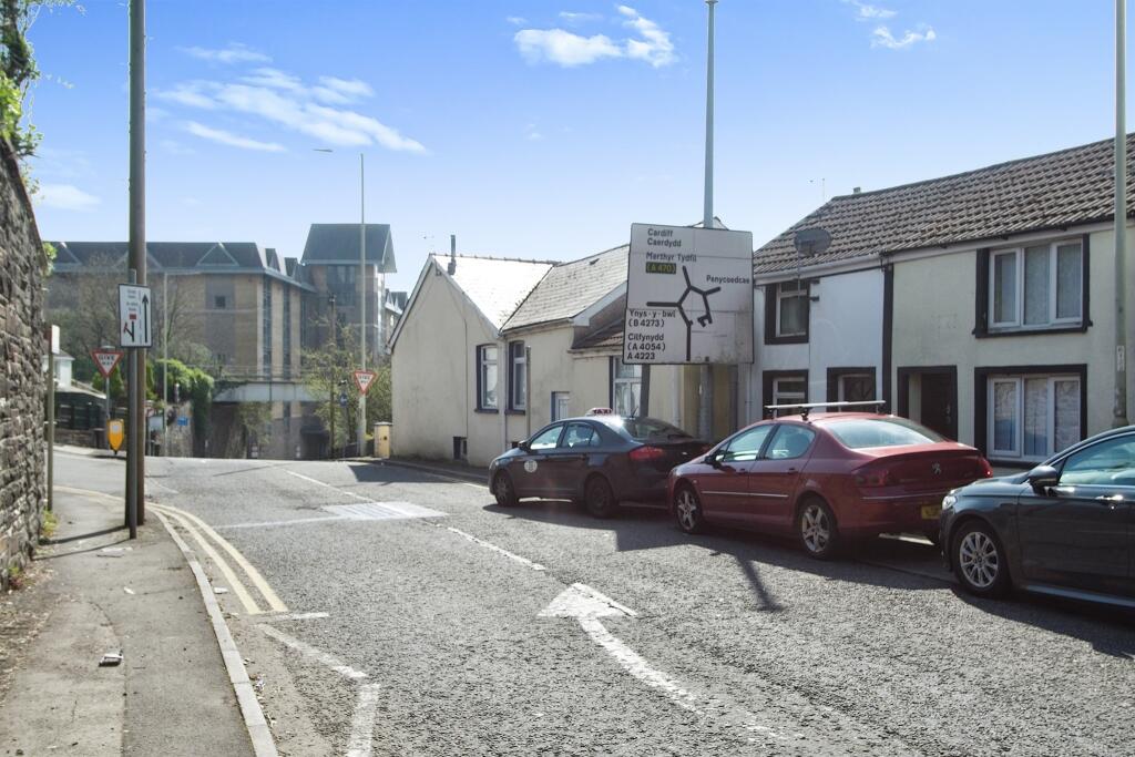 2 bedroom terraced house for sale in Rhondda Road, Pontypridd, CF37